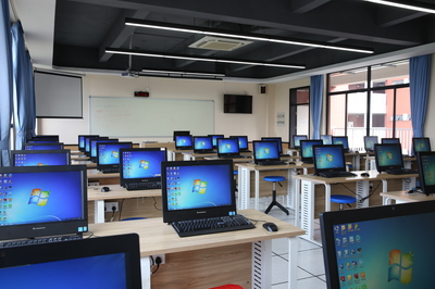廣東佛山市北外附校三水外國語學校軟件及輔助設備綜述